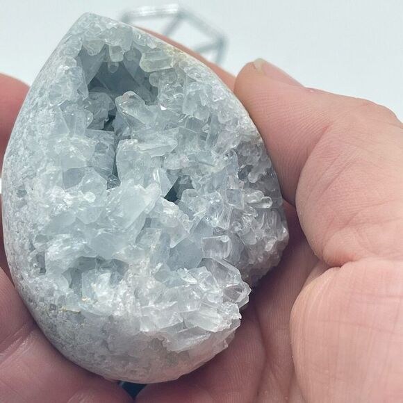 Celestine egg crystal carving stone points light blue 2.5” - Picture 10 of 11